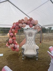 Single Throne Chair Balloons