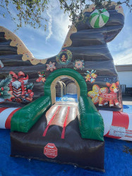 Messenger creation 39176080 0D90 4DCF 9002 E10B4FE91A94 175243993 3 Gingerbread Sleigh Bounce House