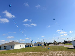 Cloud Buster Balloon w/ Flags